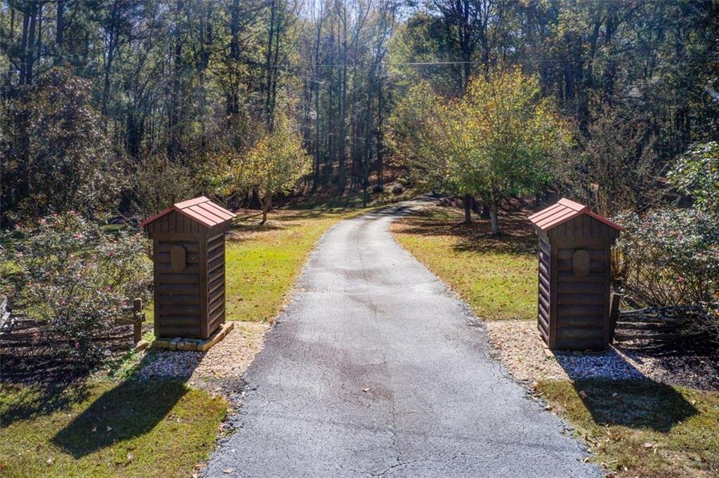 1785 Whitley Road