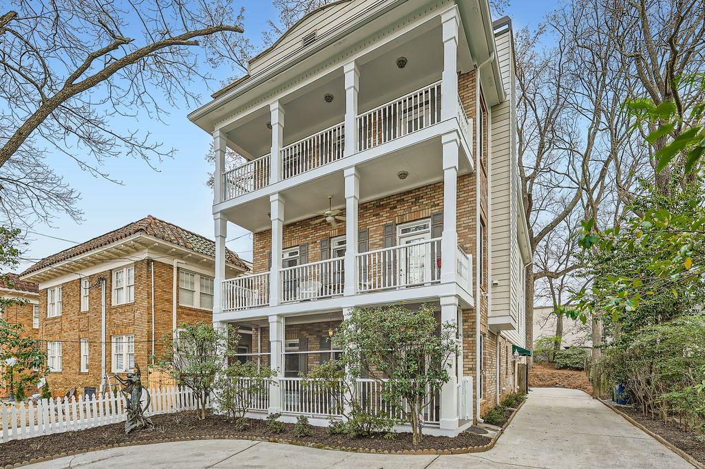 397 4th Street NE