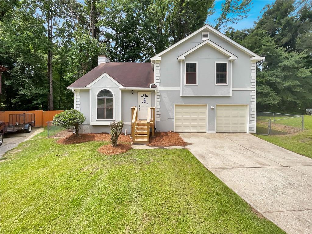 320 Rebecca Lake Way, Fairburn, Georgia image 1
