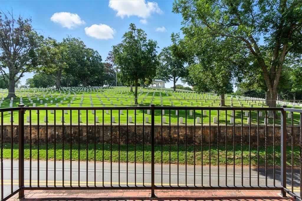 Washington Avenue Commons - Residential