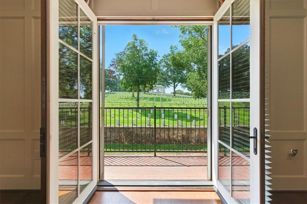 Washington Avenue Commons - Residential