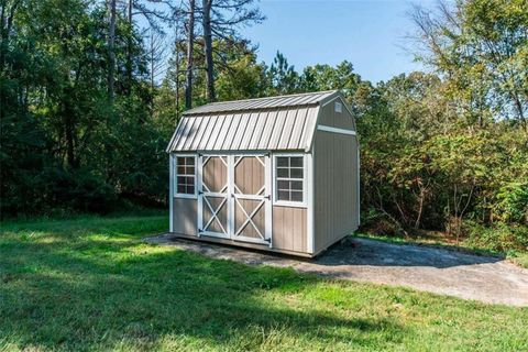 A home in Cartersville