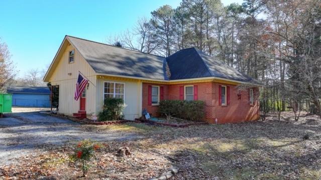 5762 Lilburn Stone Mountain Road, Stone Mountain, Georgia image 1