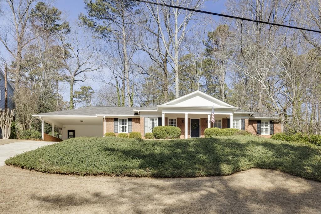 18 Brandon Ridge Drive, Sandy Springs, Georgia image 2