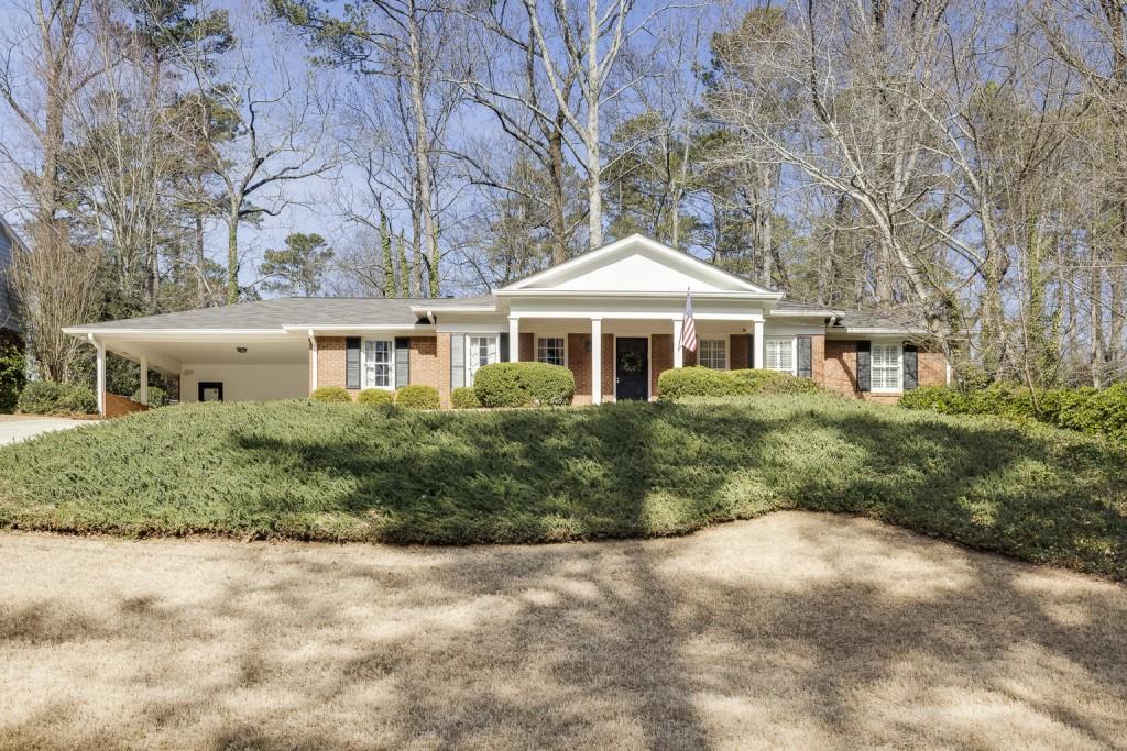18 Brandon Ridge Drive, Sandy Springs, Georgia image 1