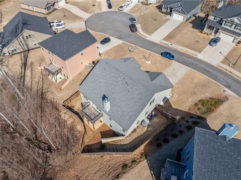 A home in Dawsonville