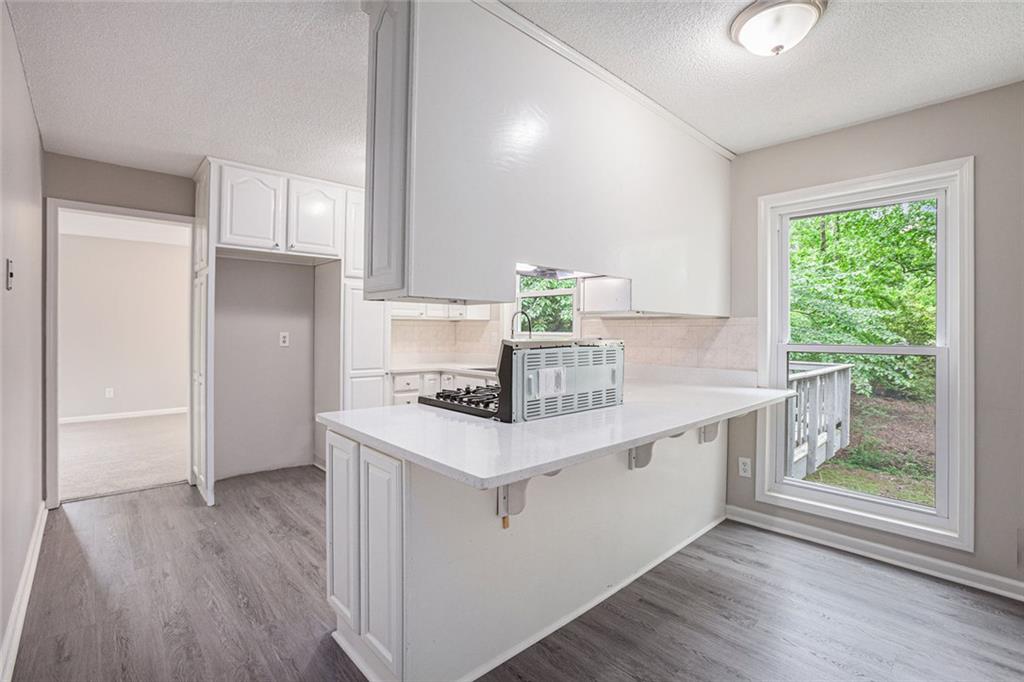 HOLLY SPRINGS - Residential