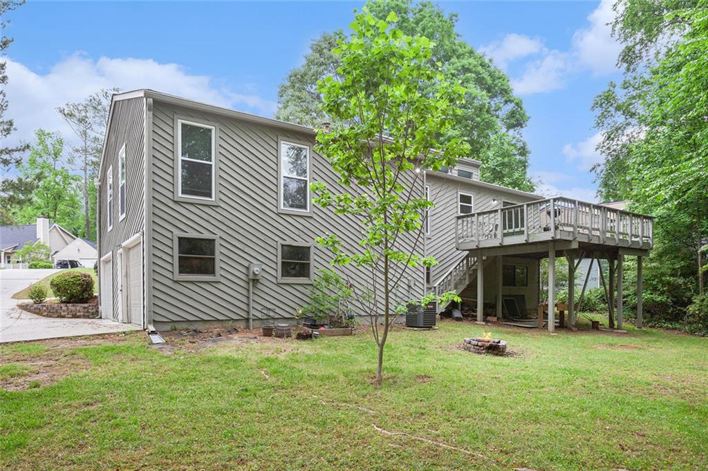 HOLLY SPRINGS - Residential