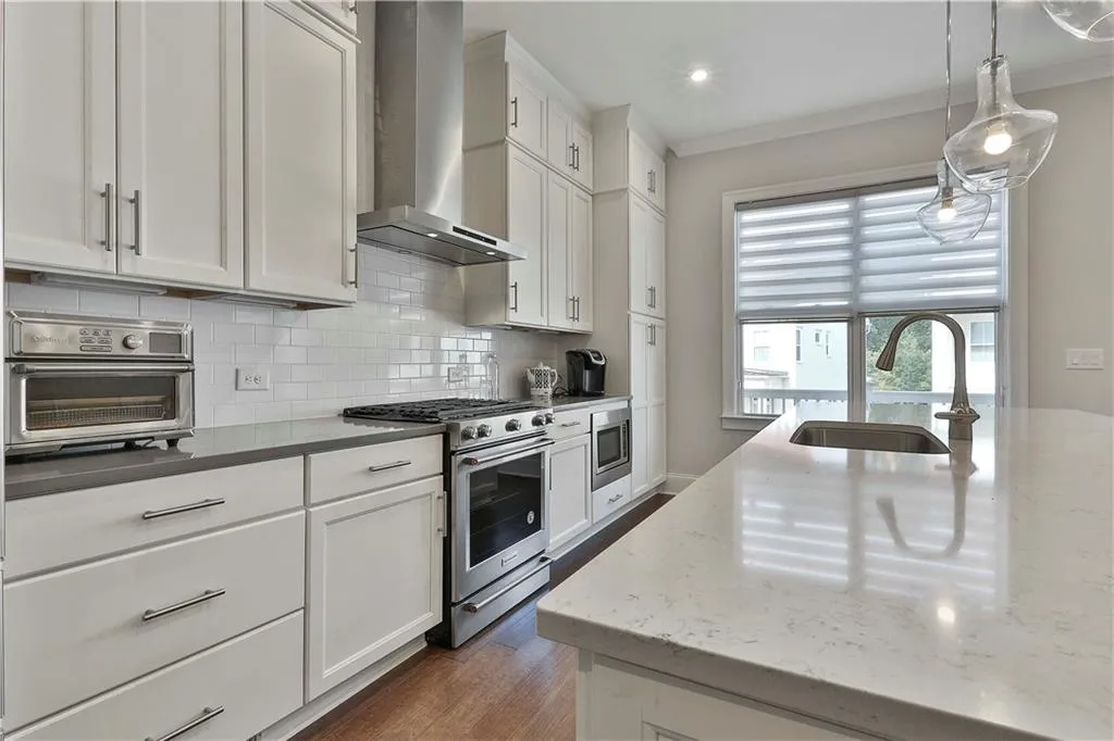 Decatur, Georgia 30033, United States, 4 Bedrooms Bedrooms, ,4 BathroomsBathrooms,Residential,Coming Soon,251354