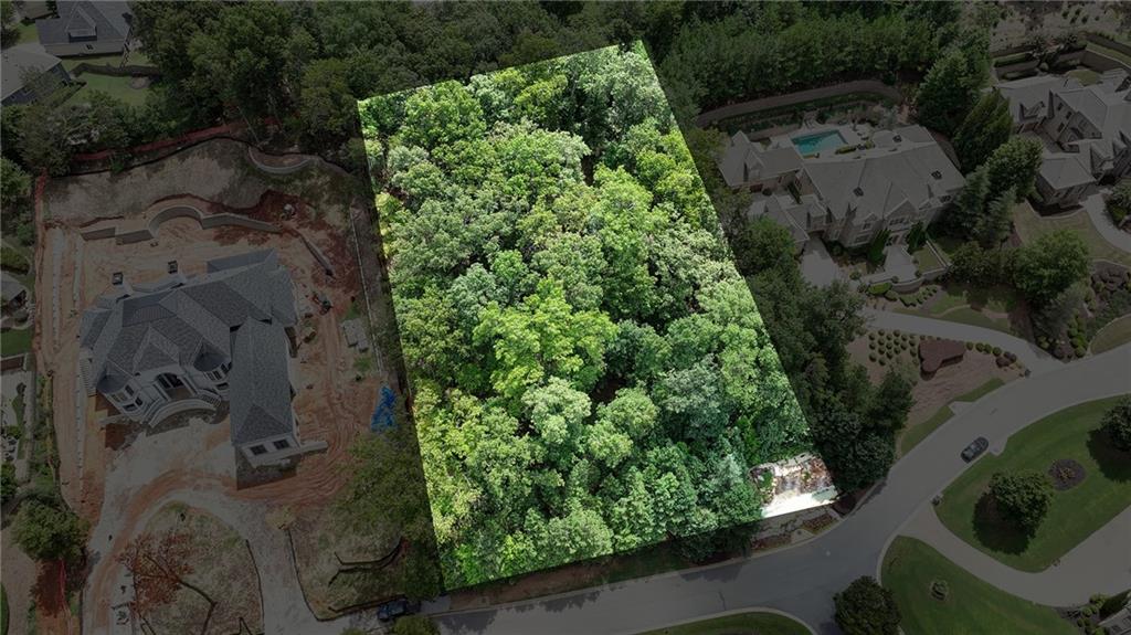 GRAND ESTATES OF THE SOUTH - Land