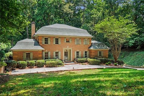 Homes For Sale - 8915 River Run<br/> Atlanta, GA 30350