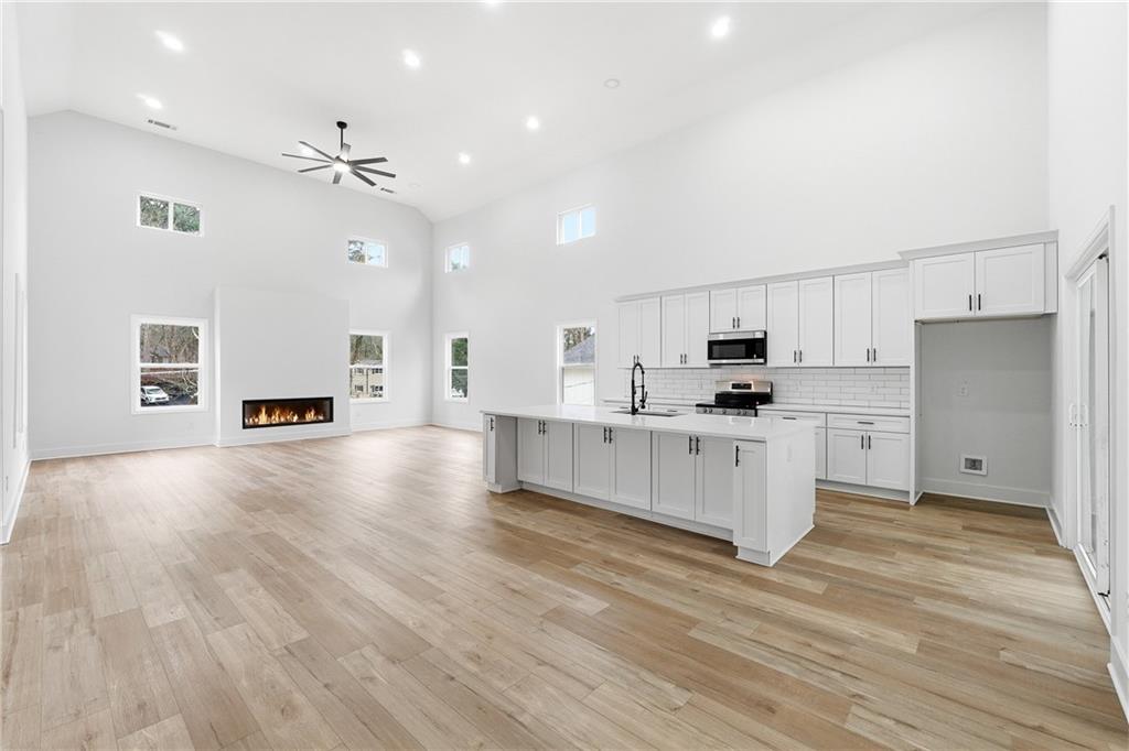 2009 Kenwood Place SE