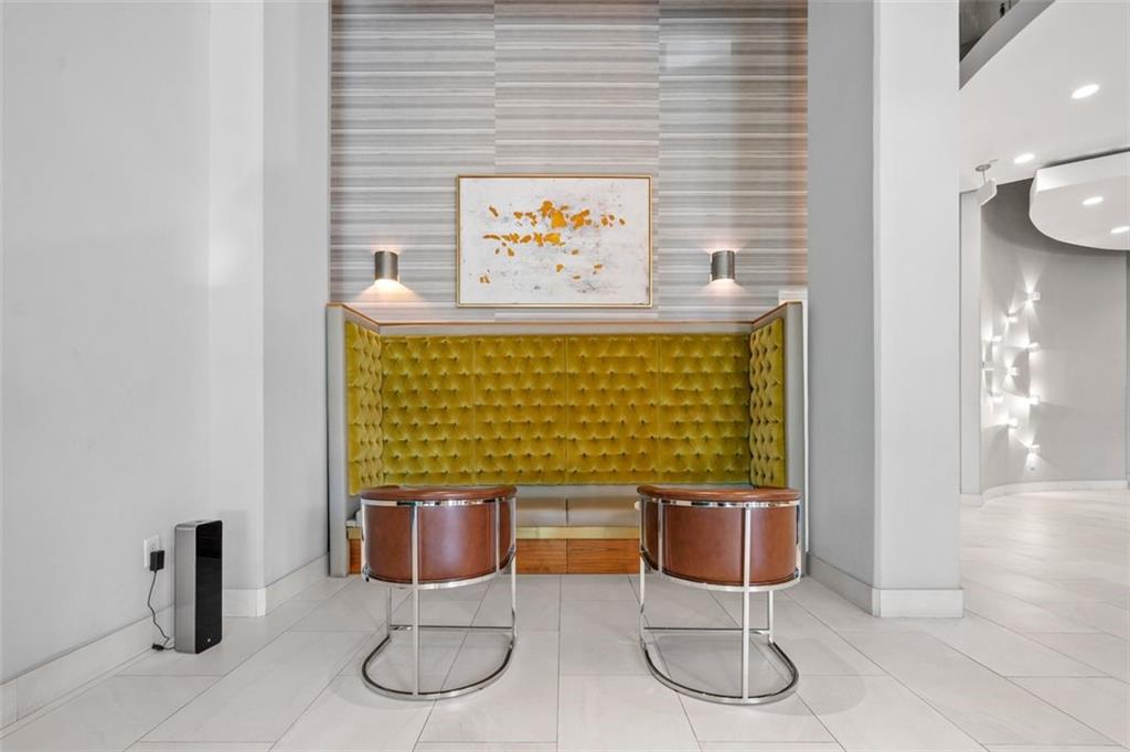 250 Pharr Road NE 1814