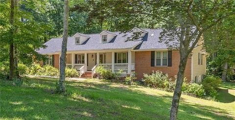 Homes For Sale - 280 Deer Trace Drive<br/> Mcdonough, GA 30253