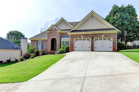 A home in Dacula