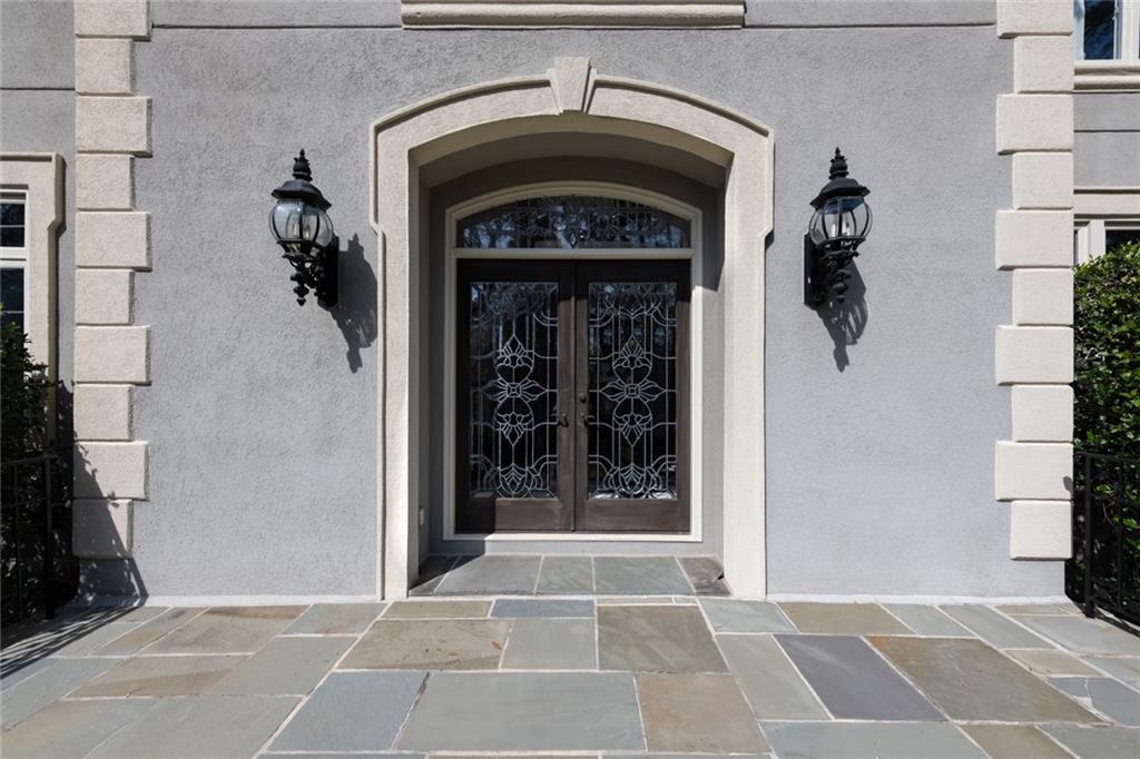 1155 Crest Valley Drive NW