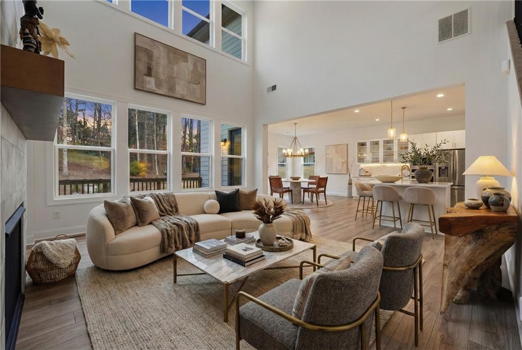 3753 Heddington Lane NE