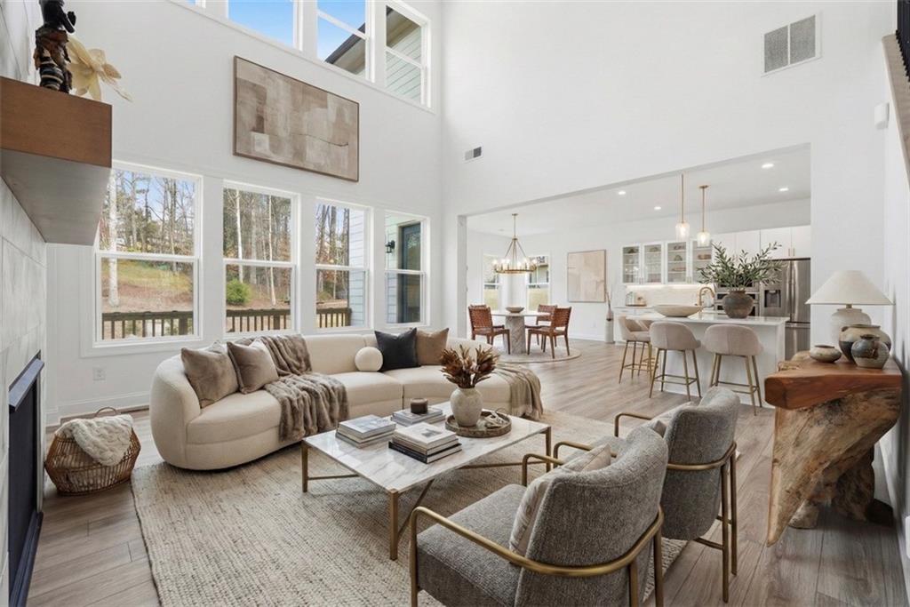 3753 Heddington Lane NE