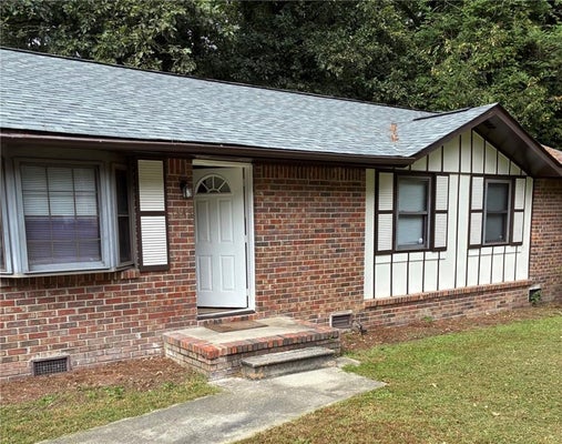 1345 LABELLE ST, JONESBORO, GA 30238 - Image d350145d3ff1f2f709b6d295b3963ef7/441109442