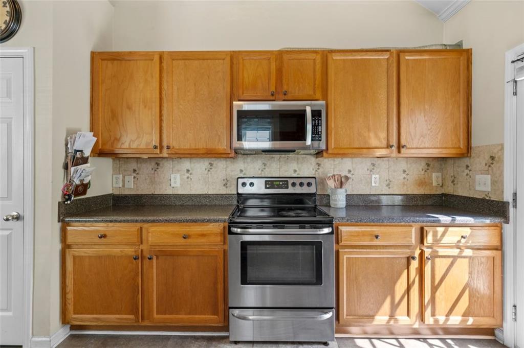 207 Cole Court, Canton, Georgia image 12
