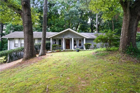 Homes For Sale - 3462 Summie Drive<br/> Lilburn, GA 30047