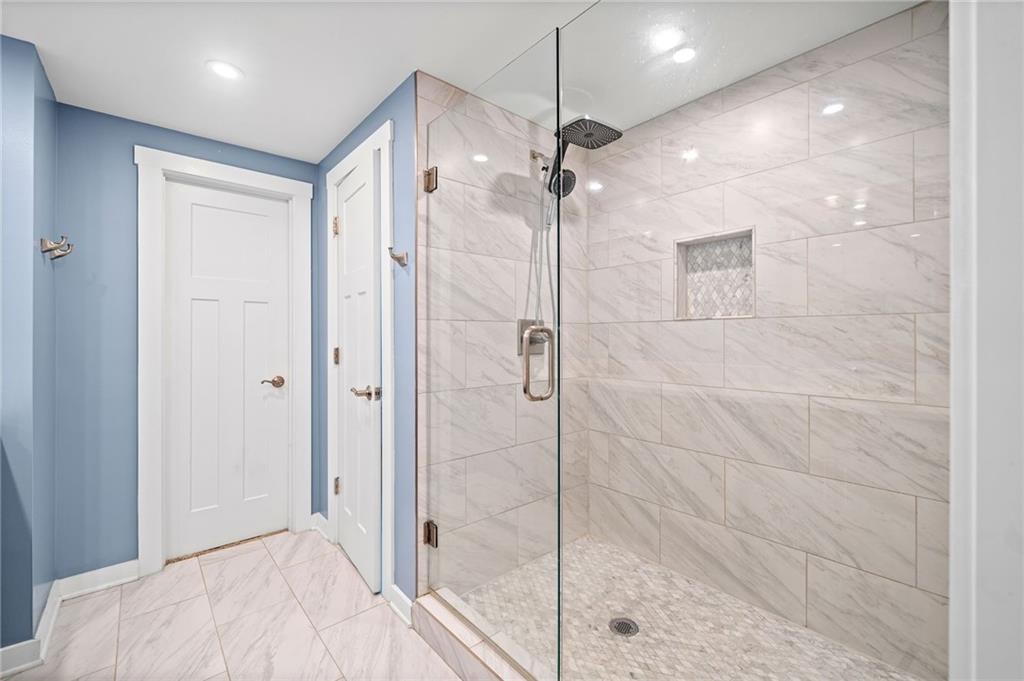 195 Sailwind Court, Roswell, Georgia image 21