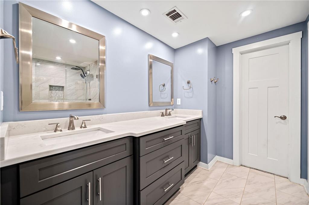 195 Sailwind Court, Roswell, Georgia image 3