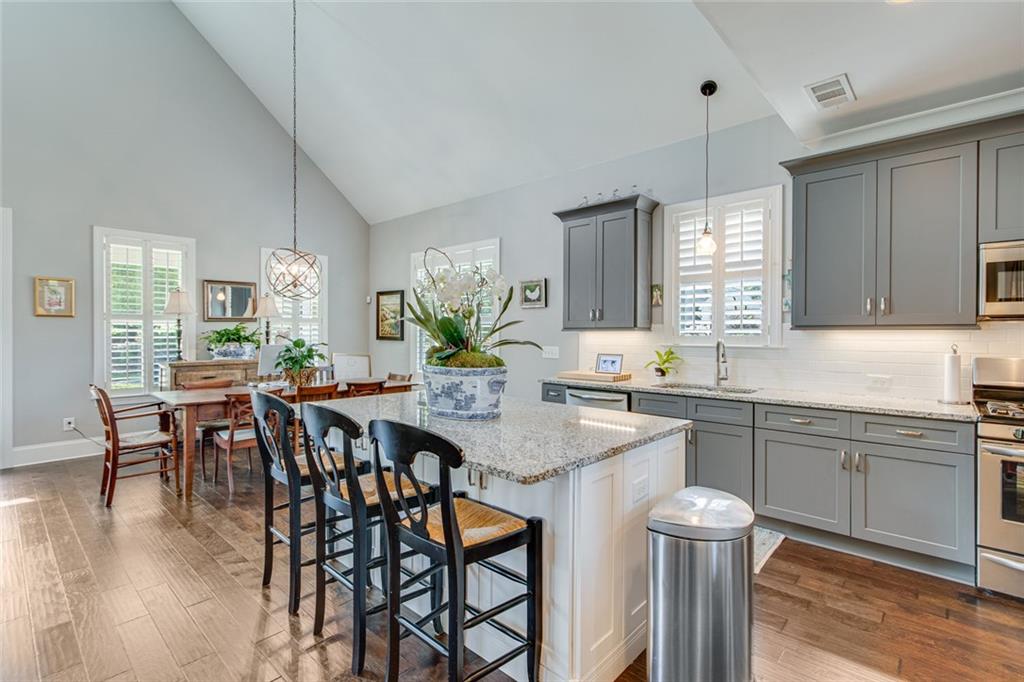 131 Village Drive, Clarkesville, Georgia image 9