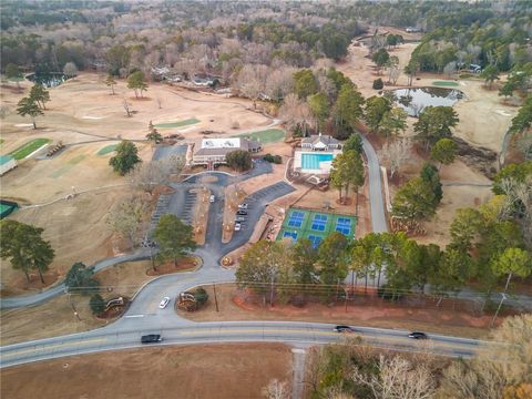 A home in Newnan