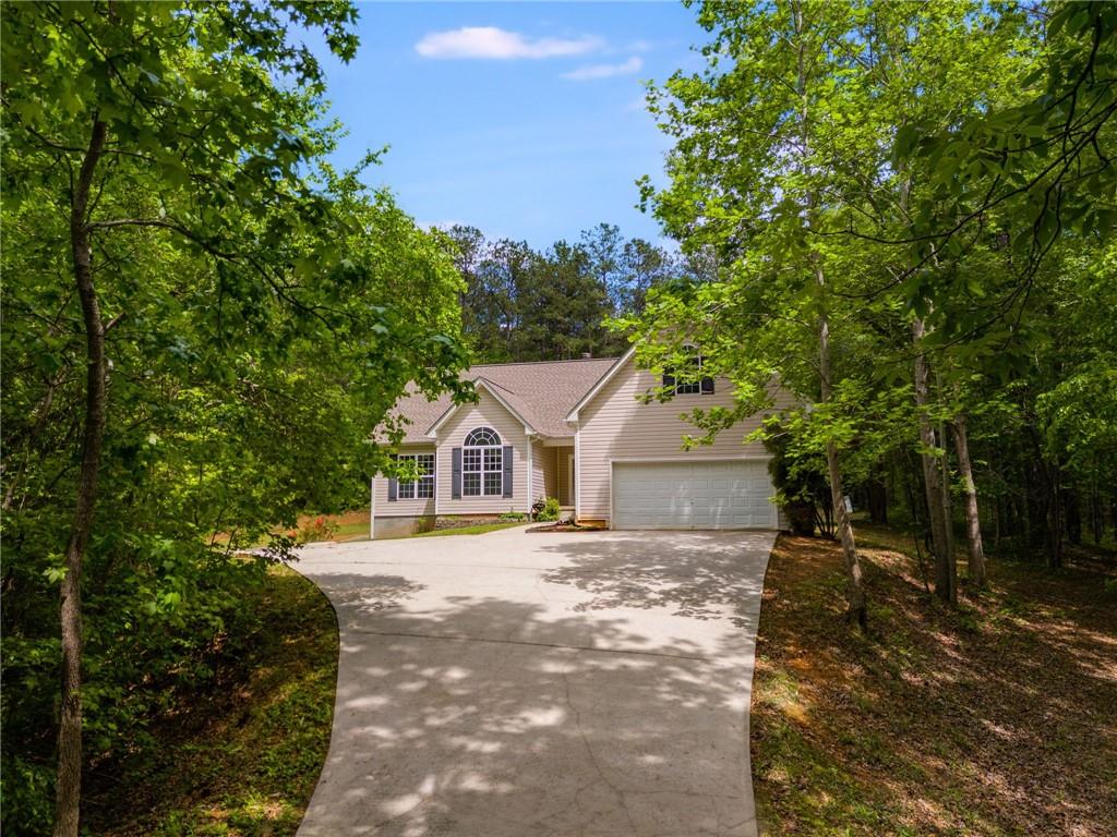 242 Brookshire Drive, Temple, Georgia image 1