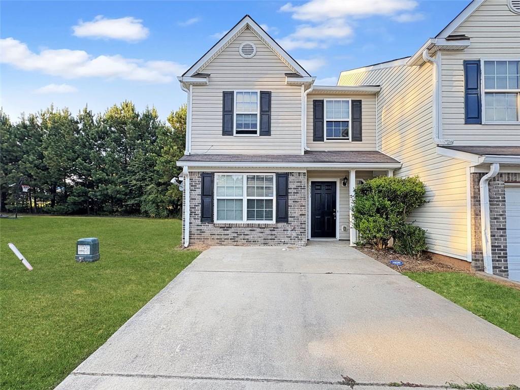 What if your next rental didn’t just feel like a lease, but like home? Step into this unit and and you’ll see what we mean. This spacious, updated townhouse offers not just square footage, but comfort, convenience, and a place to truly settle in.
With 4 large bedrooms, 3 full bathrooms, and 1,860 square feet of living space, there’s room for everyone. Built in 2006 and refreshed townhome with new flooring throughout, the home feels modern, clean, and inviting. The open-concept main floor flows easily from the bright living room into a full kitchen with bar seating, plenty of counter space, and ample cabinetry, perfect for cooking or gathering with friends.
Upstairs, the primary suite offers privacy with its own bathroom and generous closet space, while three additional bedrooms give you flexibility for family, guests, or even a home office. Outside, a private driveway, backyard access, and no shared entrances make it feel more like a single-family home than a rental.
Location-wise, you’ll be minutes from I-75, Clayton State University, and Southlake Mall, putting shopping, dining, and commuting within easy reach. Families will love being close to Thurgood Marshall Elementary and Morrow Middle (just over a mile away), plus the brand-new Morrow High School less than 3 miles from your doorstep.
This home delivers space, style, and value. Self-guided tours are available now, but homes like this move quickly. All that’s left is to open the front door and picture your next chapter waiting inside.