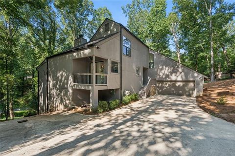 Homes For Sale - 5623 High Harbor Point<br/> Hall County, Gainesville, GA 30504