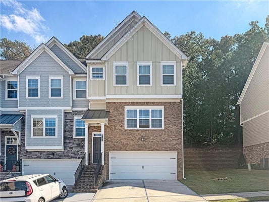 4182 CHATHAM RIDGE DR, BUFORD, GA 30518 - Image d37cf63a4fcc2ae623636db0e47c7dbc/3484777917