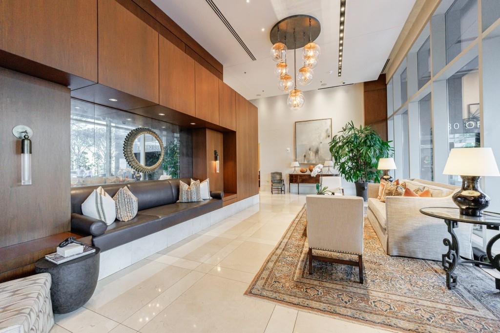 3630 Peachtree Road NE 2608