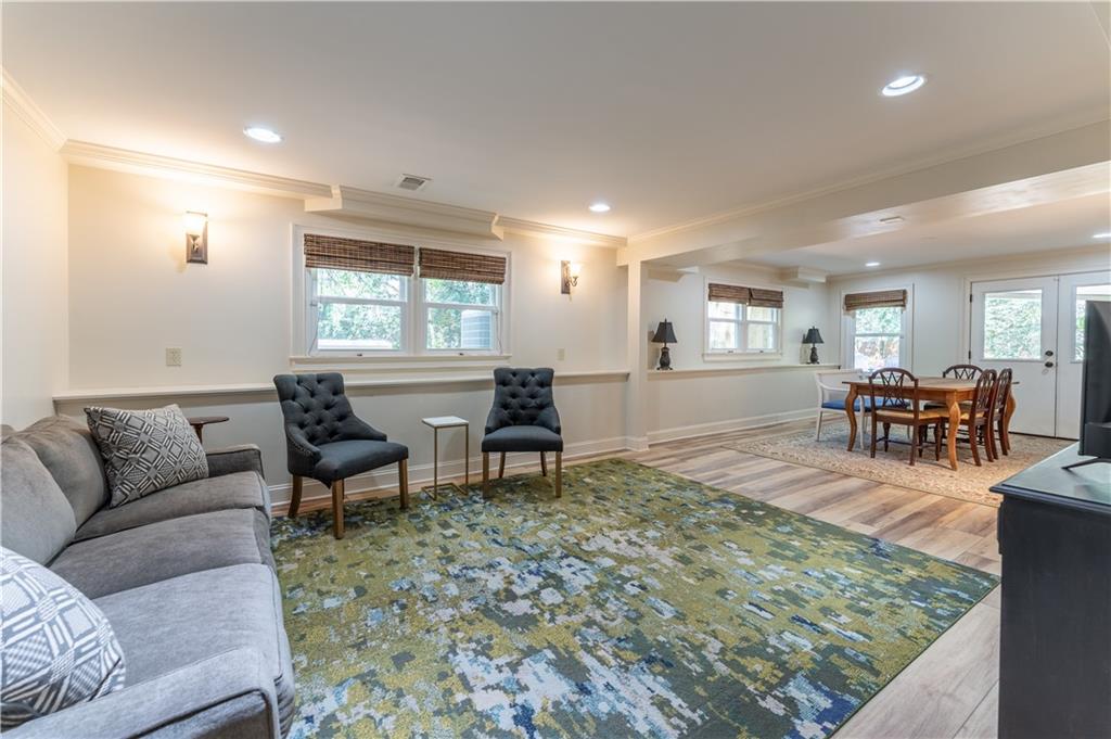 Sentinel Lake - Residential