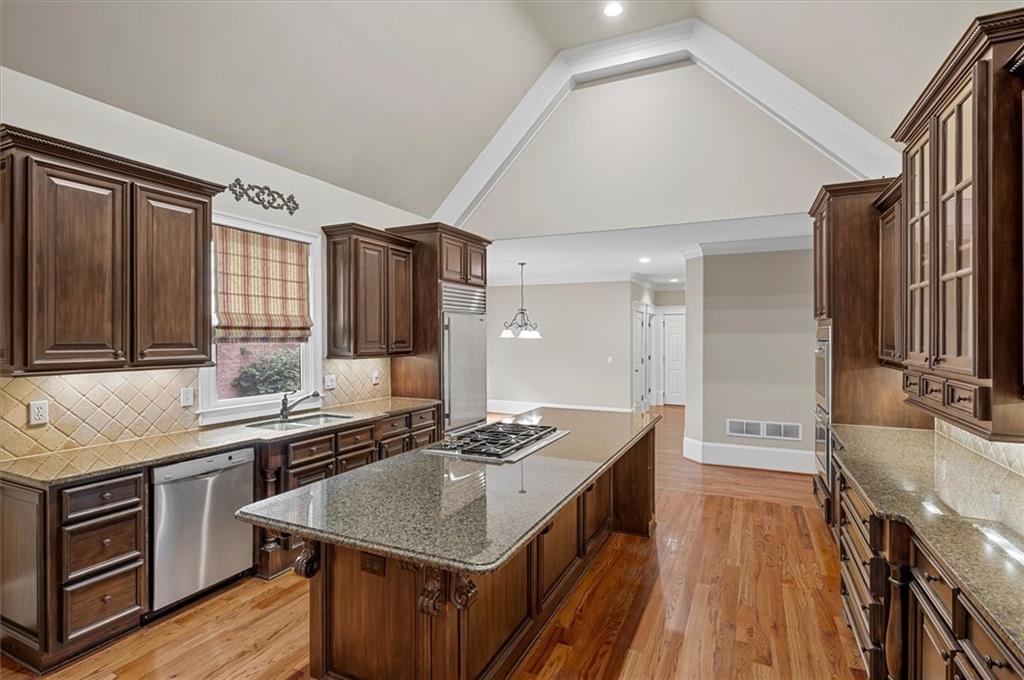 Brookview Manor - Residential