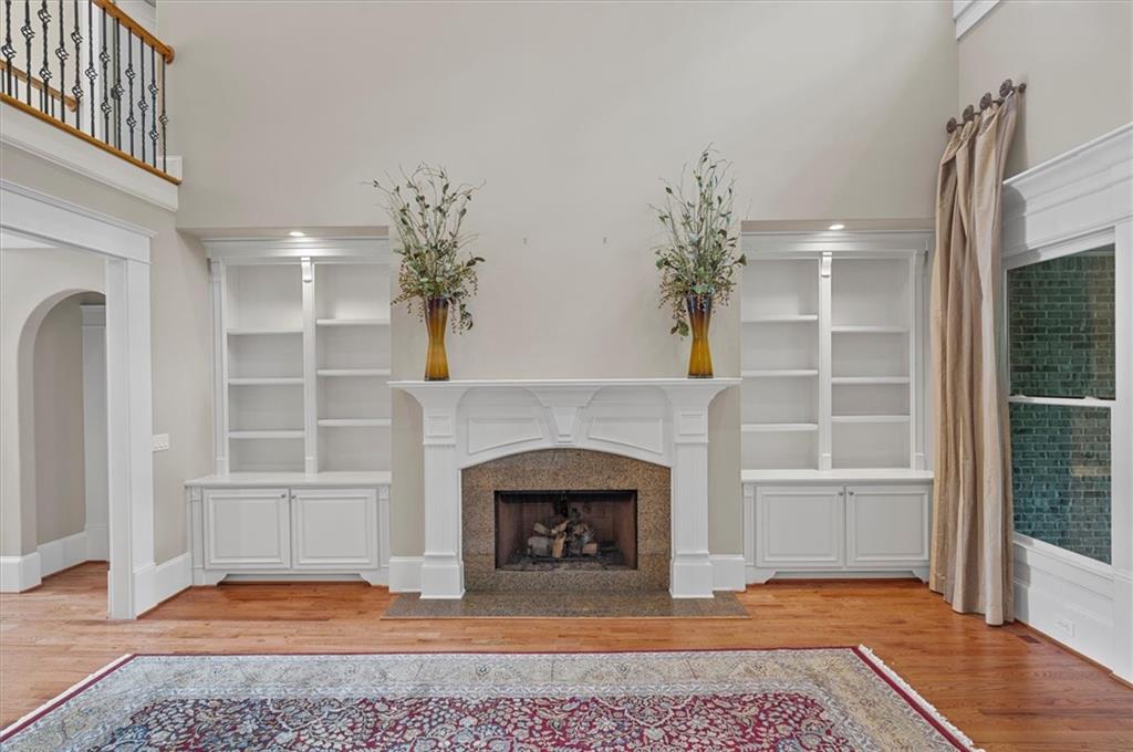 Brookview Manor - Residential