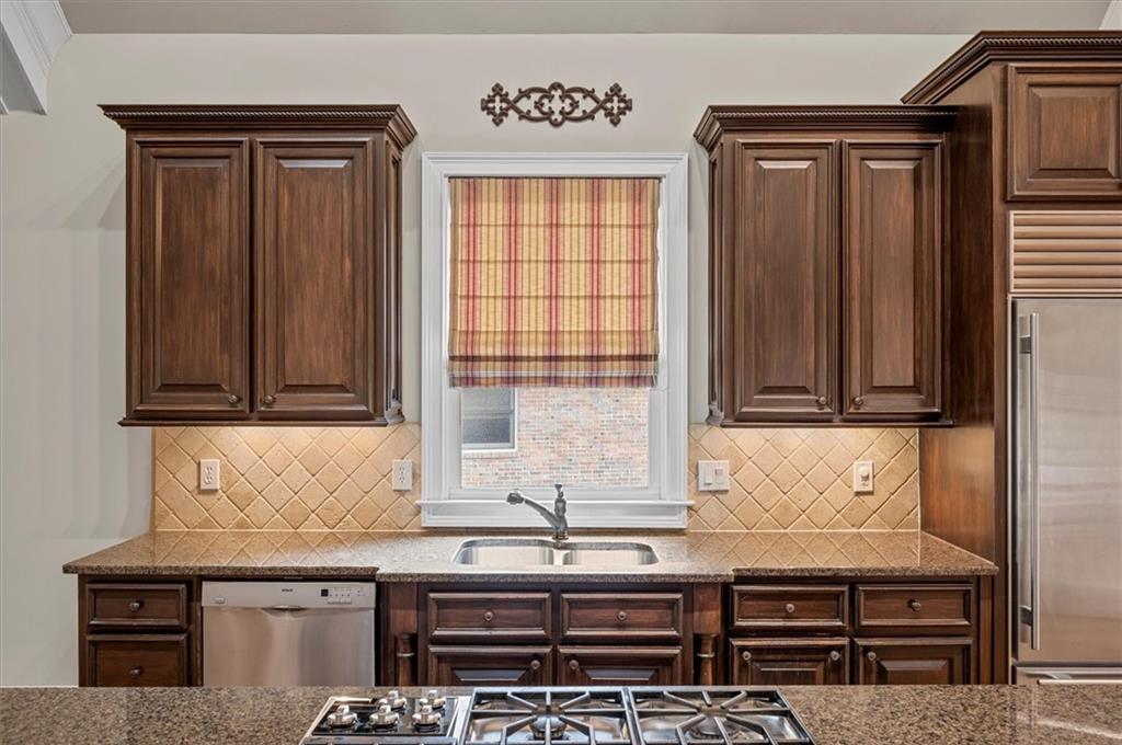 Brookview Manor - Residential