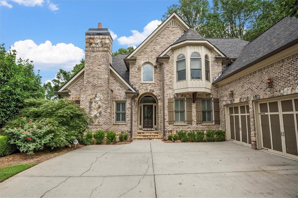 Brookview Manor - Residential