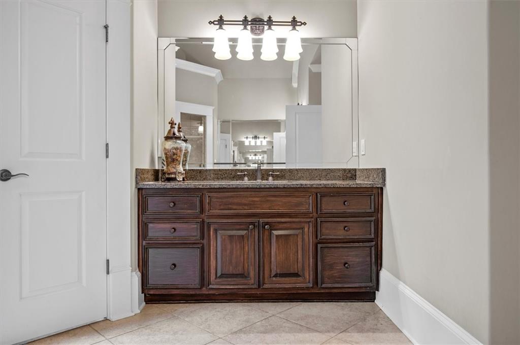 Brookview Manor - Residential