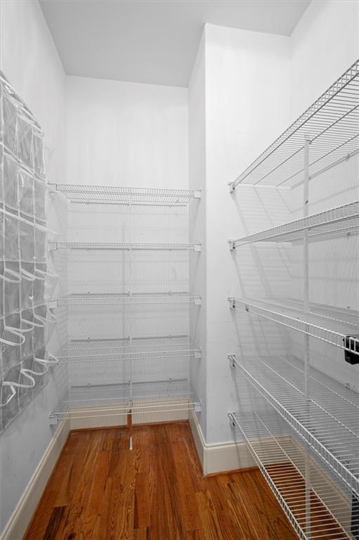 Brookview Manor - Residential