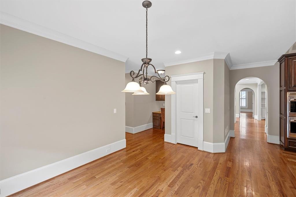 Brookview Manor - Residential