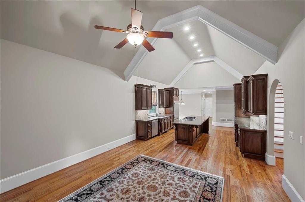 Brookview Manor - Residential