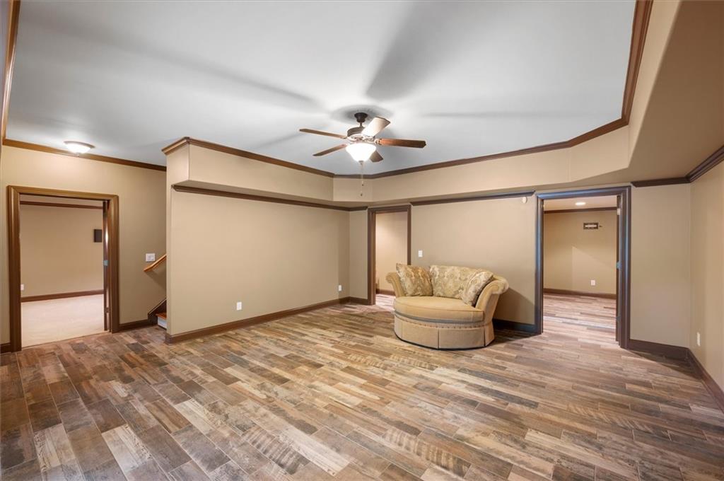 Brookview Manor - Residential