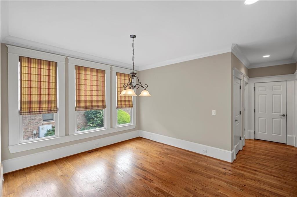 Brookview Manor - Residential