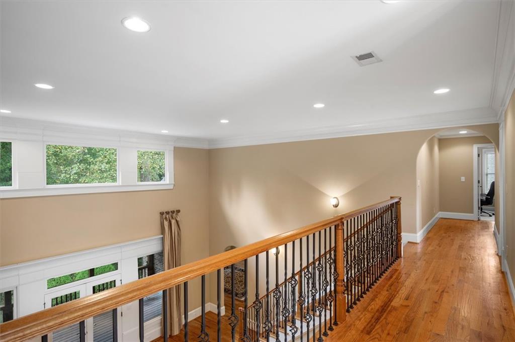 Brookview Manor - Residential