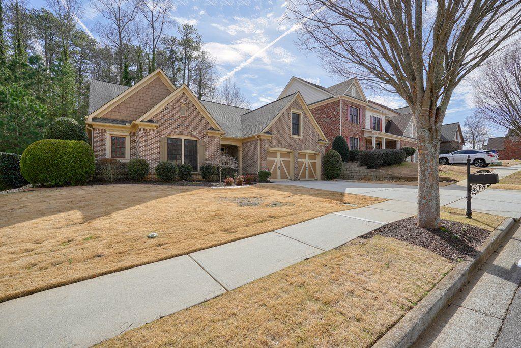 620 Willow Haven Way, Suwanee, Georgia image 3