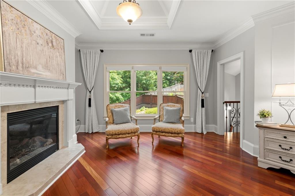 Lynden Manor - Residential