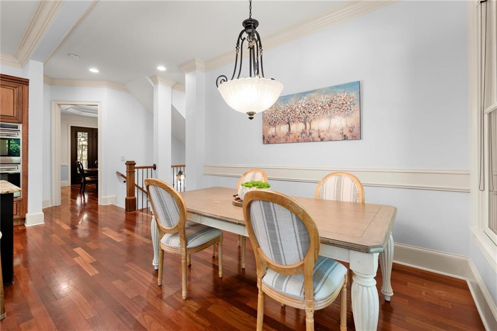 Lynden Manor - Residential
