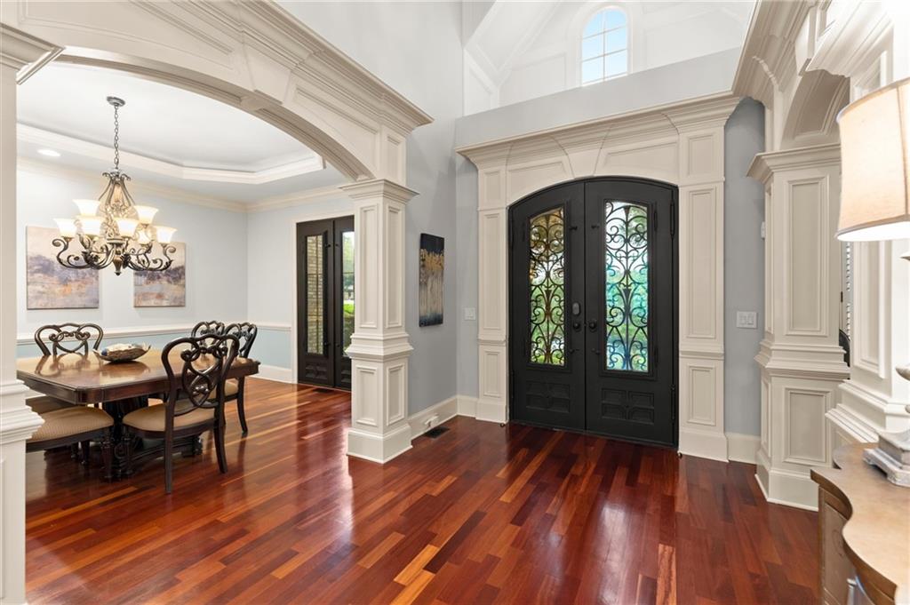 Lynden Manor - Residential